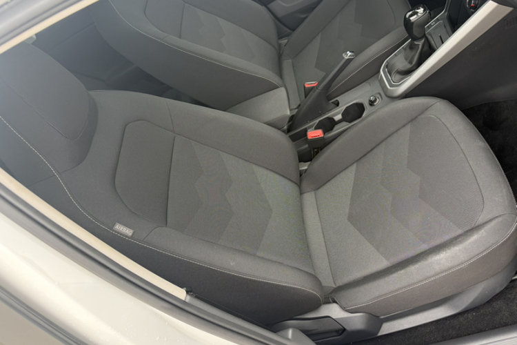 Volkswagen Polo 2021 car image #21