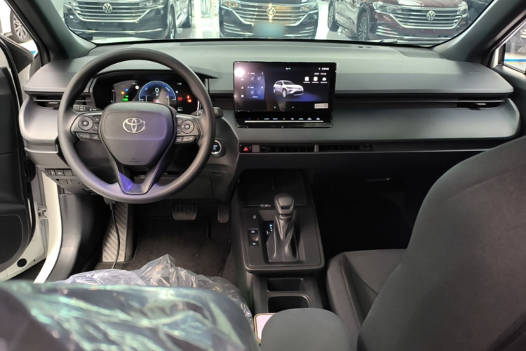 Toyota Corolla Cross 2026 car image #10