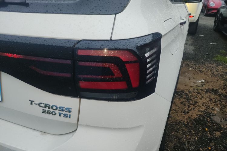 Volkswagen T-Cross 2020 изображение автомобиля #8