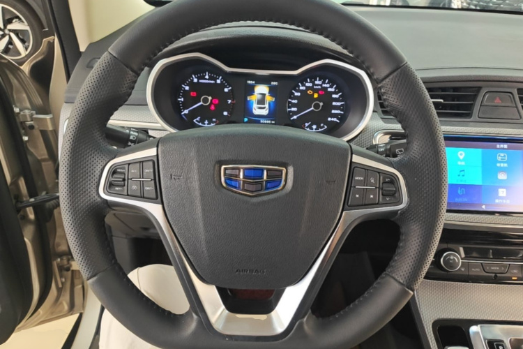 GEELY Emgrand GS 2016 car image #11