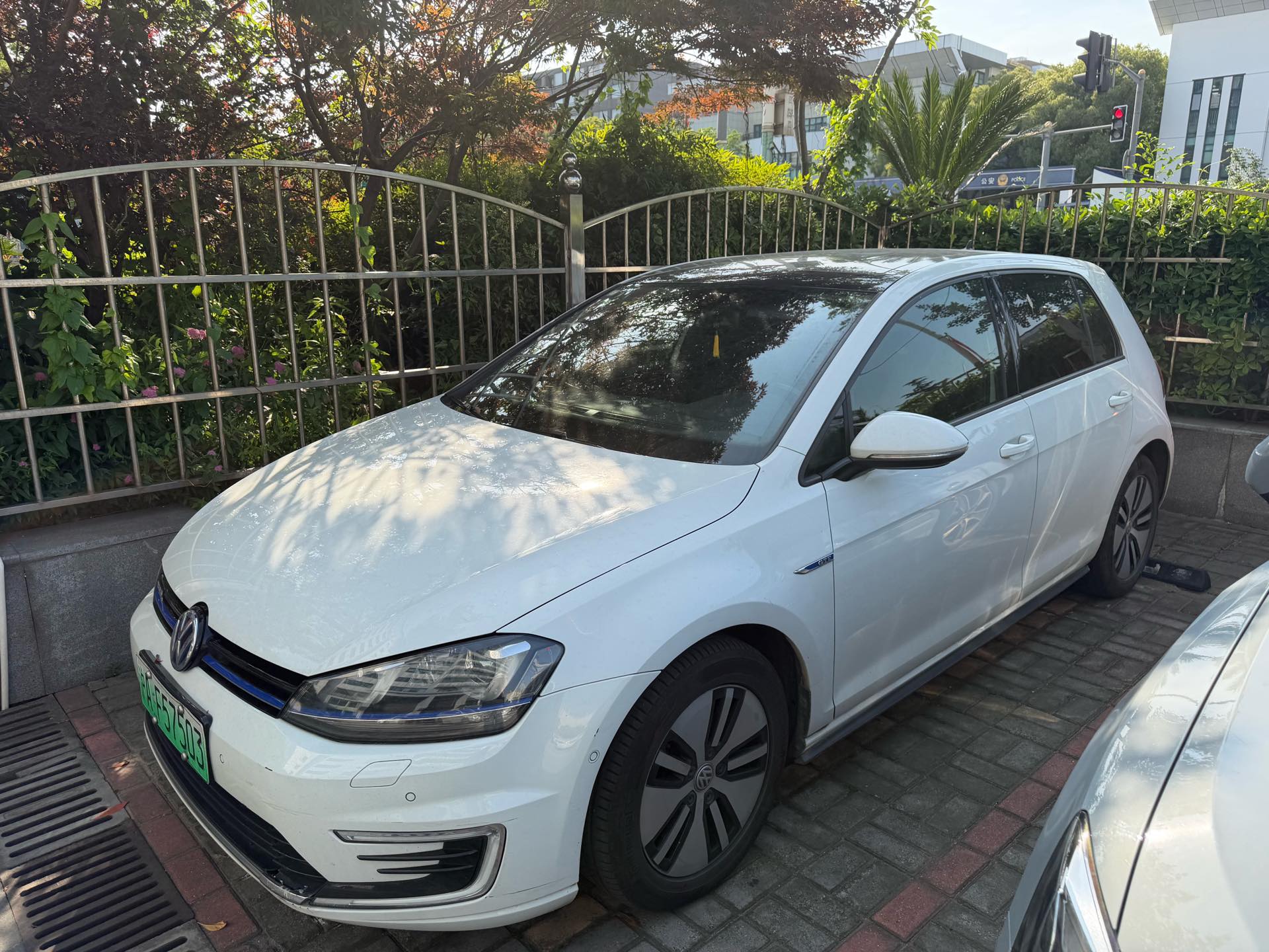 2017 2017 car image