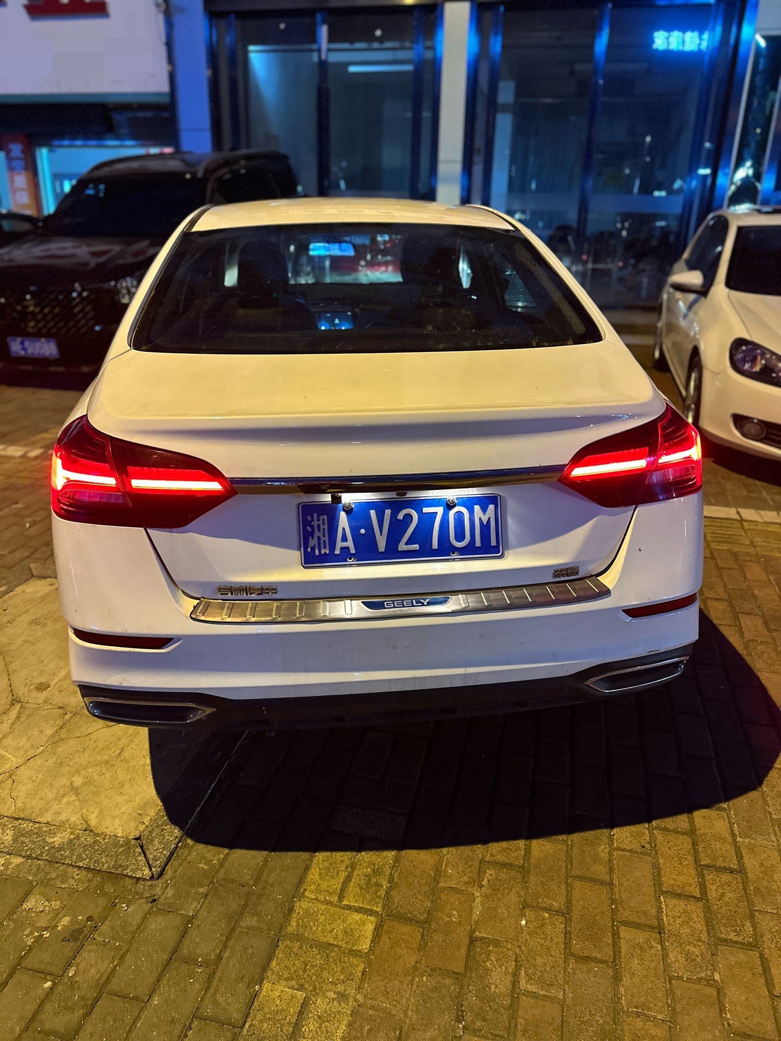 GEELY Emgrand 2021 #6 GEELY Emgrand 2021 car image #6