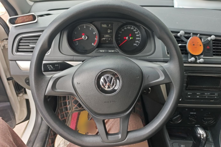 Volkswagen Lavida 2019 #11 Volkswagen Lavida 2019 car image #11