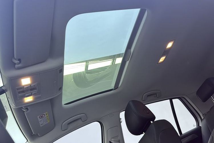 Volkswagen Golf 2020 car image #19