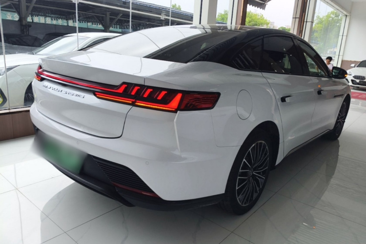 BYD Han 2022 #7 BYD Han 2022 immagine di auto #7