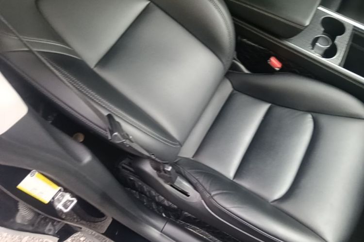 Tesla Model Y 2021 #24 Tesla Model Y 2021 car image #24