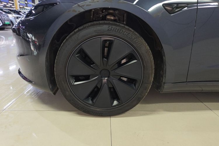 Tesla Model 3 2025 #9 Tesla Model 3 2025 car image #9