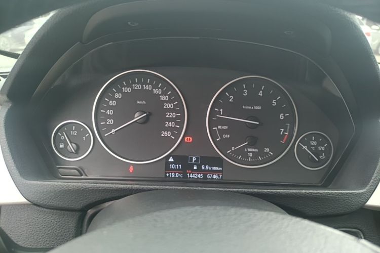 BMW 3 Series 2016 immagine di auto #12