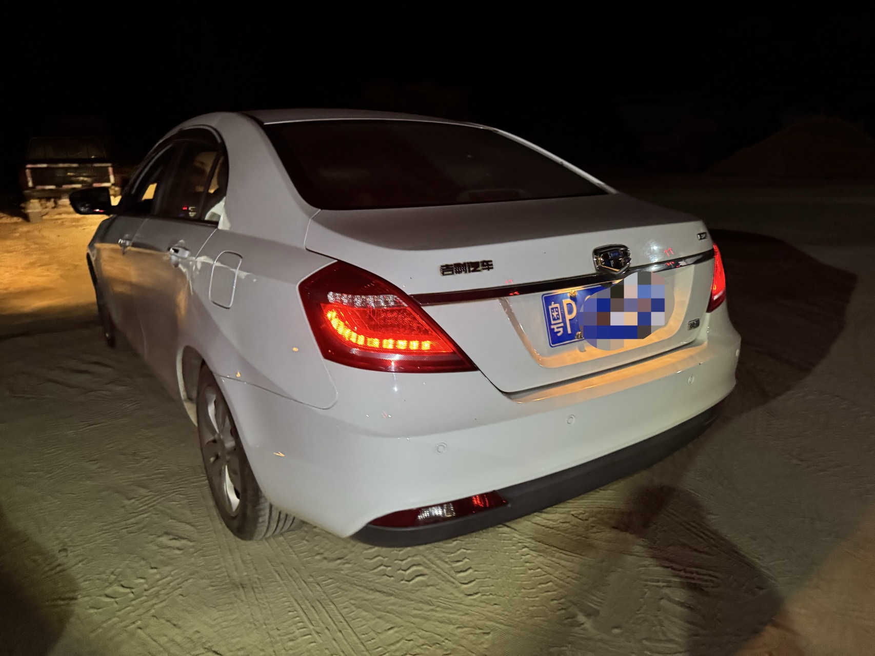 GEELY Emgrand 2015 #6 GEELY Emgrand 2015 car image #6