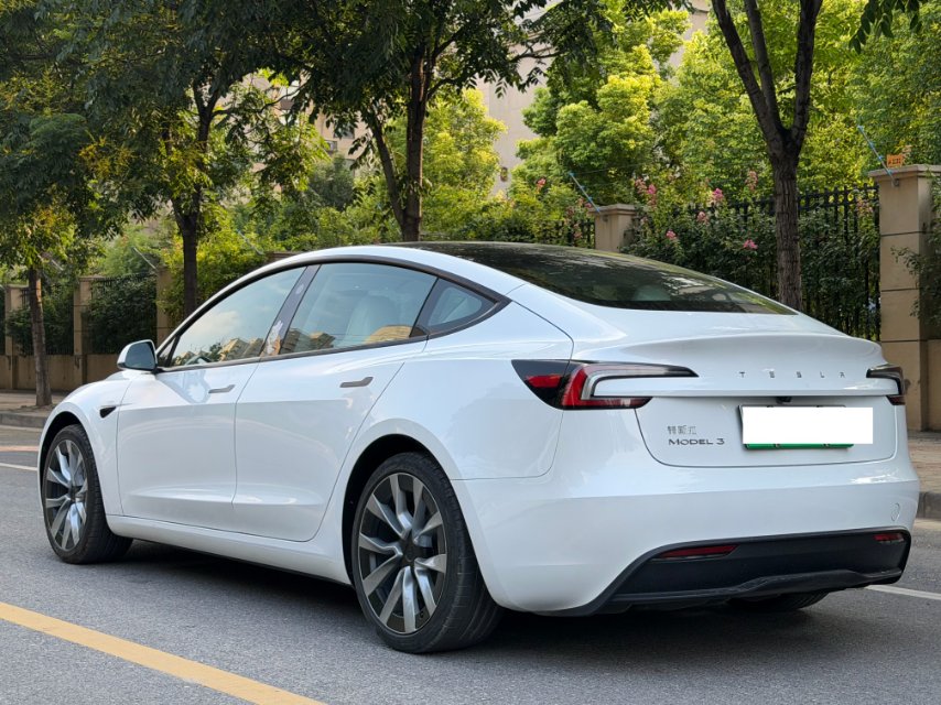 Tesla Model 3 2025 #8 Tesla Model 3 2025 car image #8