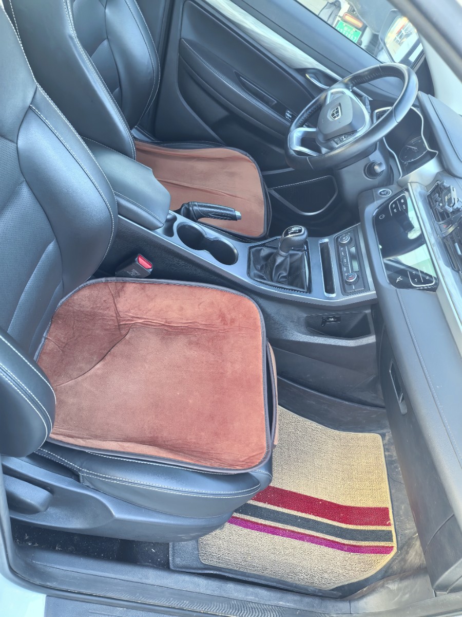 GEELY Emgrand 2019 #7 GEELY Emgrand 2019 car image #7
