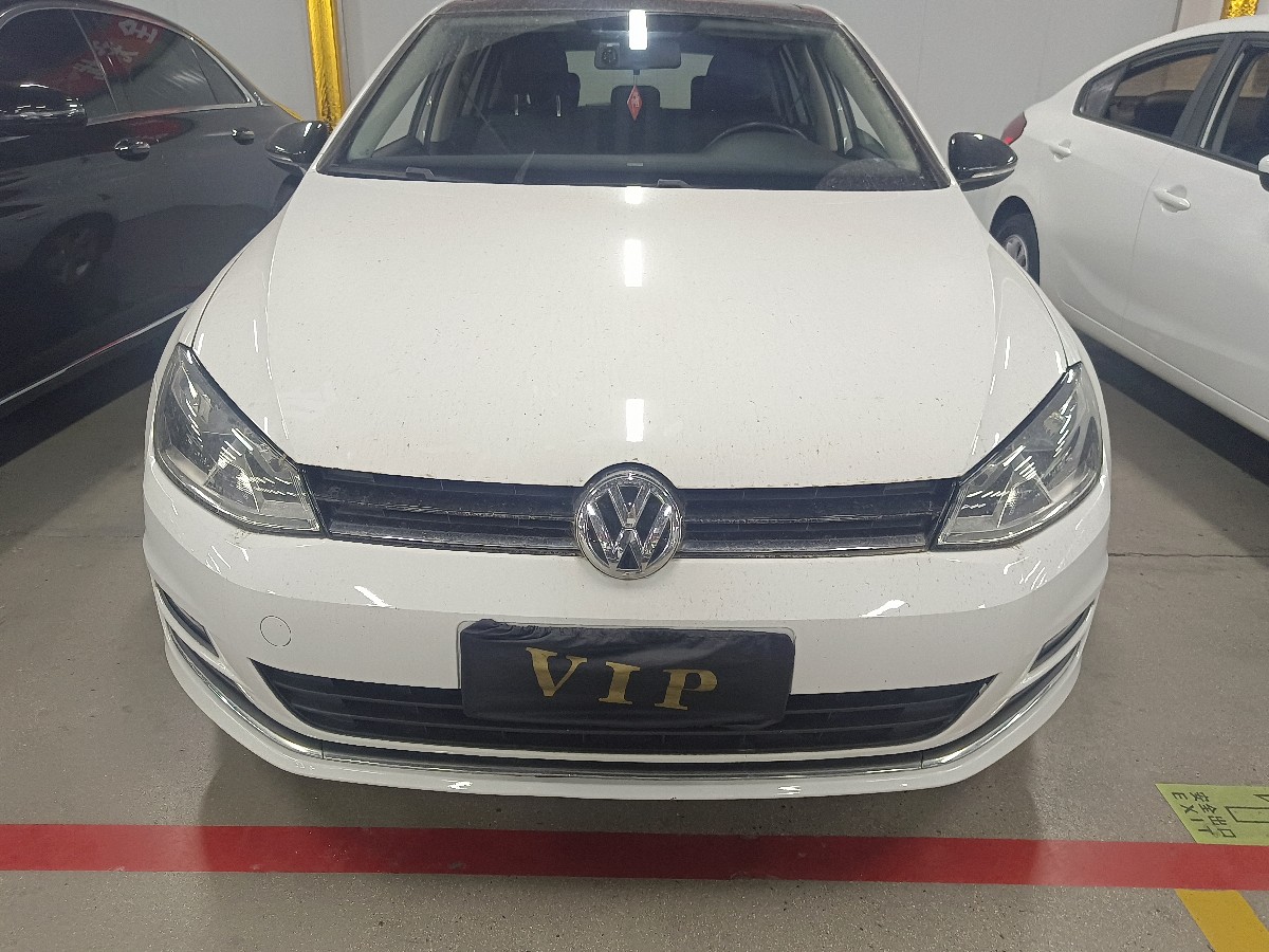 Volkswagen Golf 2015 immagine di auto #2