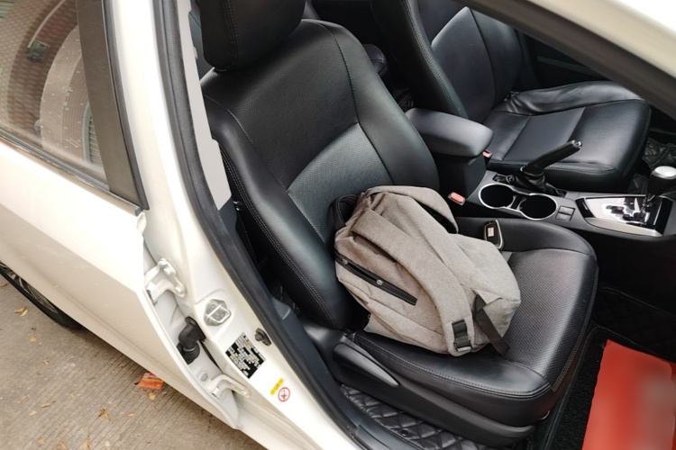 Toyota Corolla 2017 #21 Toyota Corolla 2017 car image #21