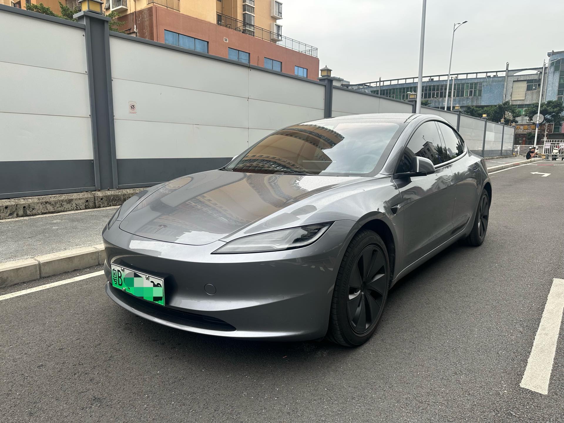 Tesla Model 3 2025 car image 