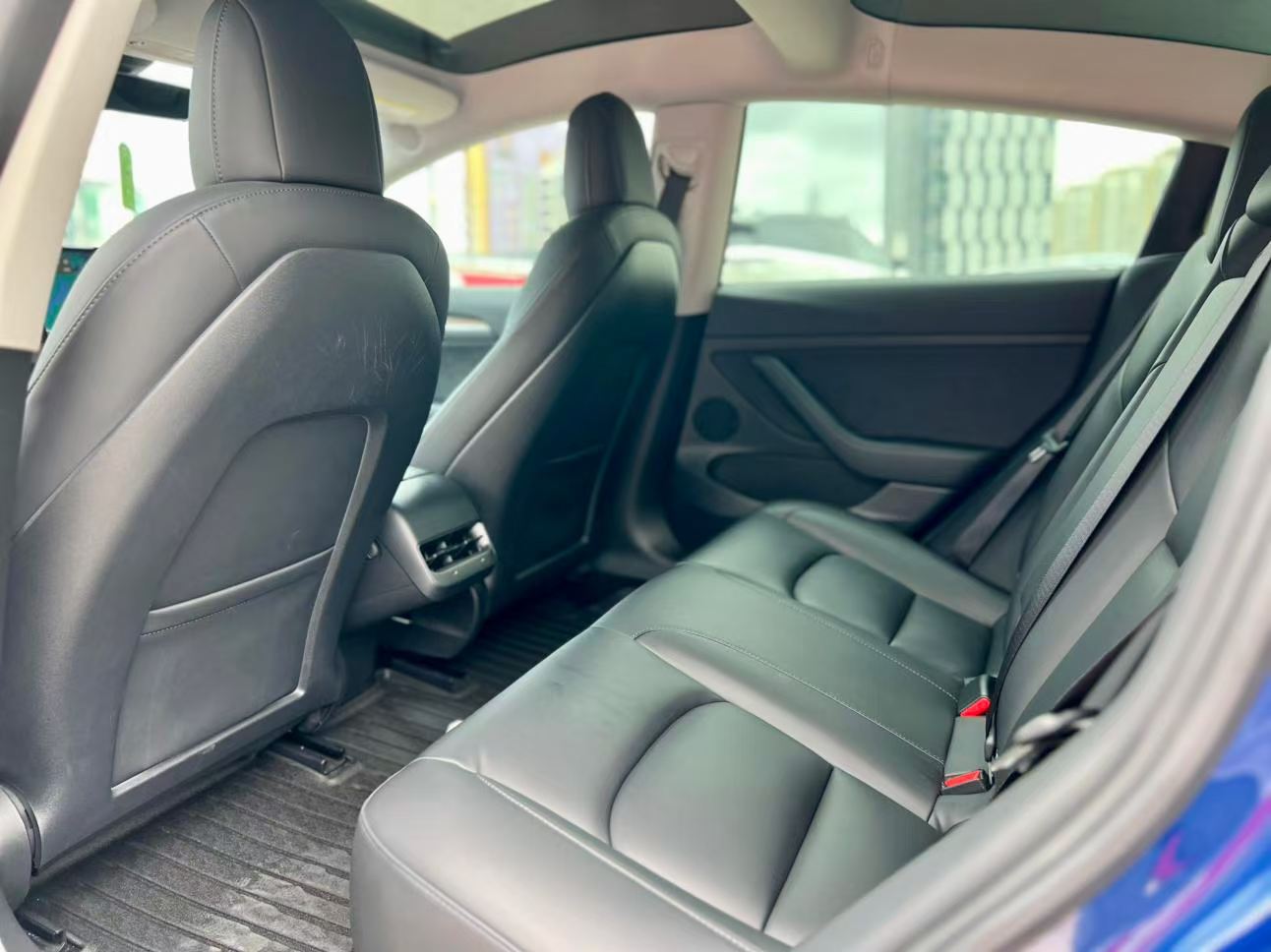 Tesla Model 3 2021 car image #5