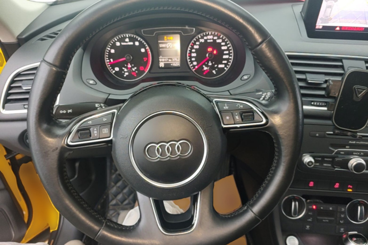 Audi Q3 2017 #11 Audi Q3 2017 car image #11