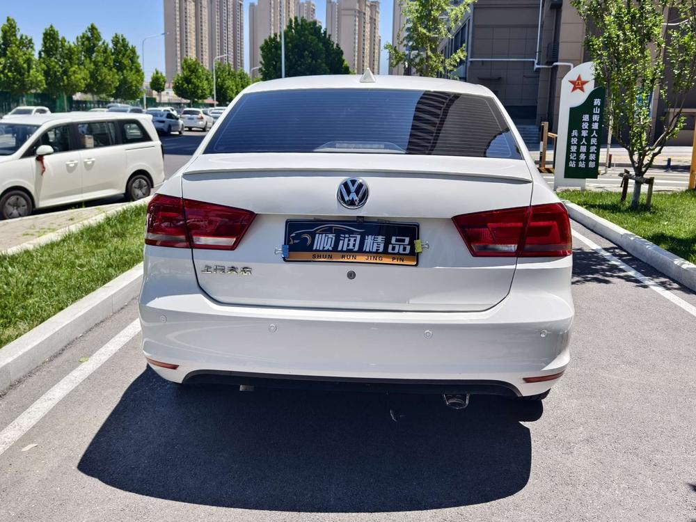 Volkswagen Santana 2016 car image #5