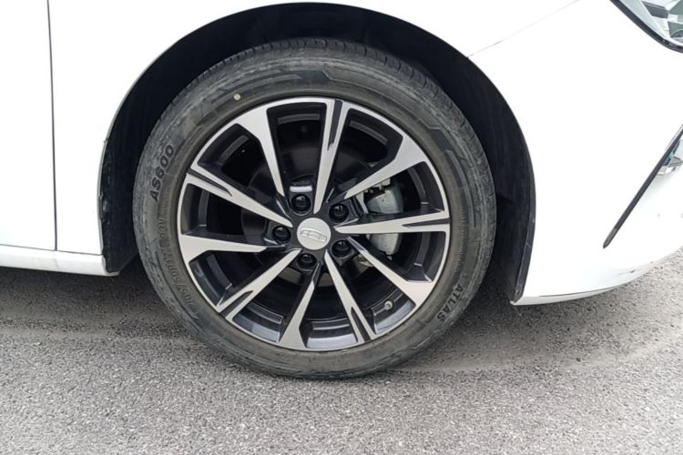 GEELY Emgrand 2024 #9 GEELY Emgrand 2024 car image #9