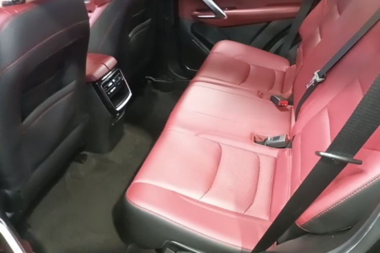 Jetour X70 PLUS 2021 car image #13