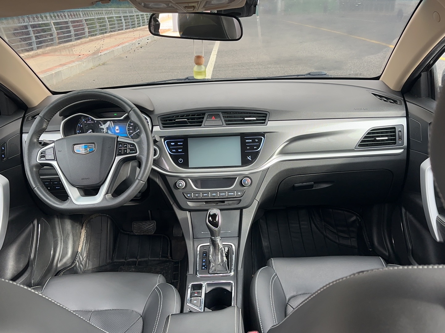 GEELY Emgrand 2017 #8 GEELY Emgrand 2017 imagen de coche #8