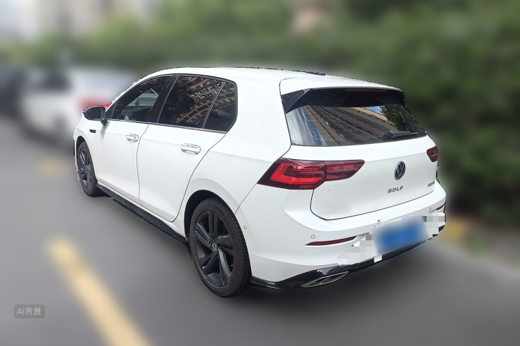 Volkswagen Golf 2022 car image #5