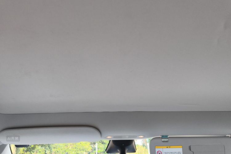 Tesla Model Y 2023 car image #20