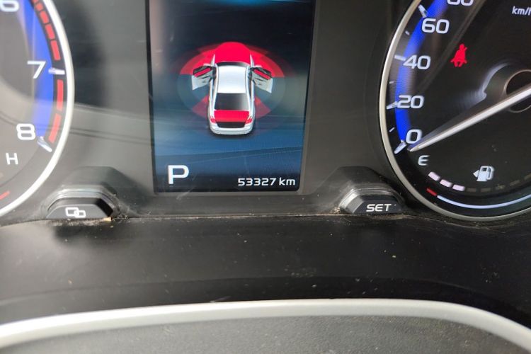 GEELY Emgrand 2019 car image #8