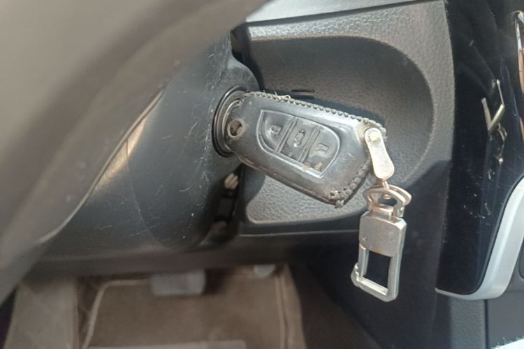 Toyota Corolla 2019 #9 Toyota Corolla 2019 car image #9