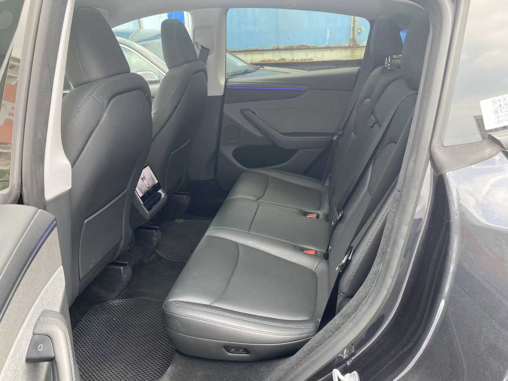 Tesla Model Y 2025 car image #3