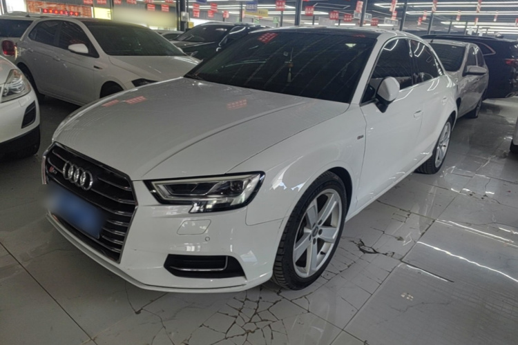 Audi A3 2020 car image #2