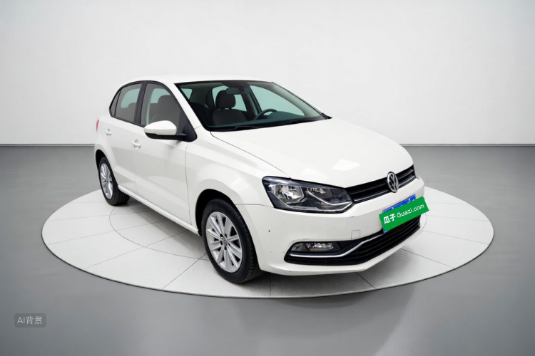 Volkswagen Polo 2015 car image #4
