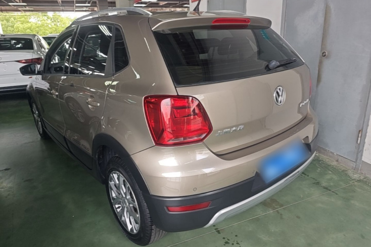 Volkswagen Polo 2015 #5 Volkswagen Polo 2015 car image #5