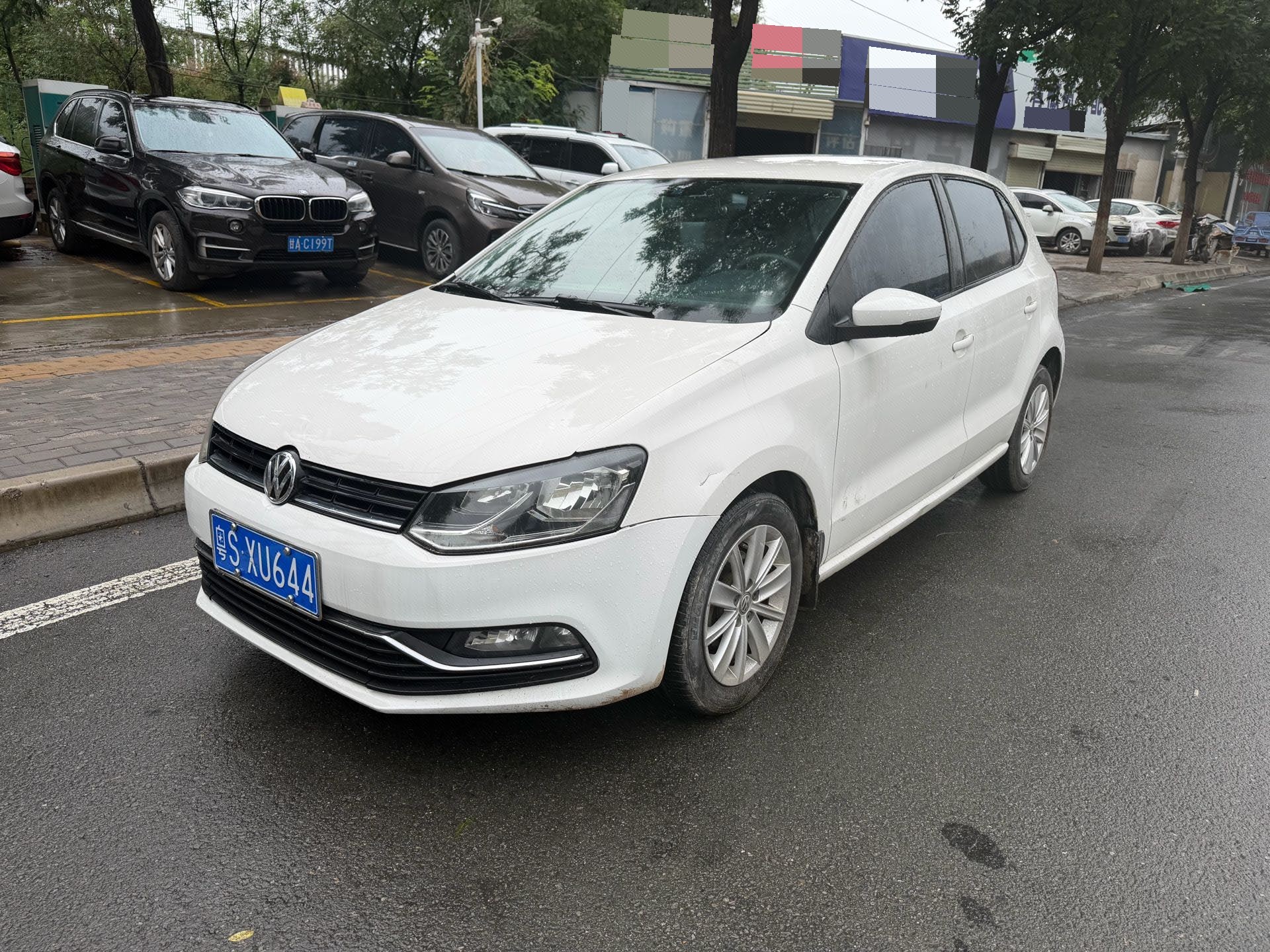 Volkswagen Polo 2015 Volkswagen Polo 2015 car image