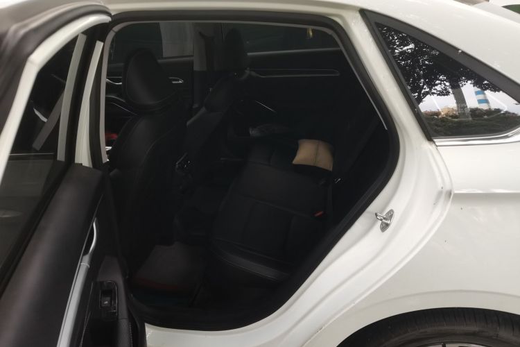 GEELY Emgrand 2022 #10 GEELY Emgrand 2022 car image #10