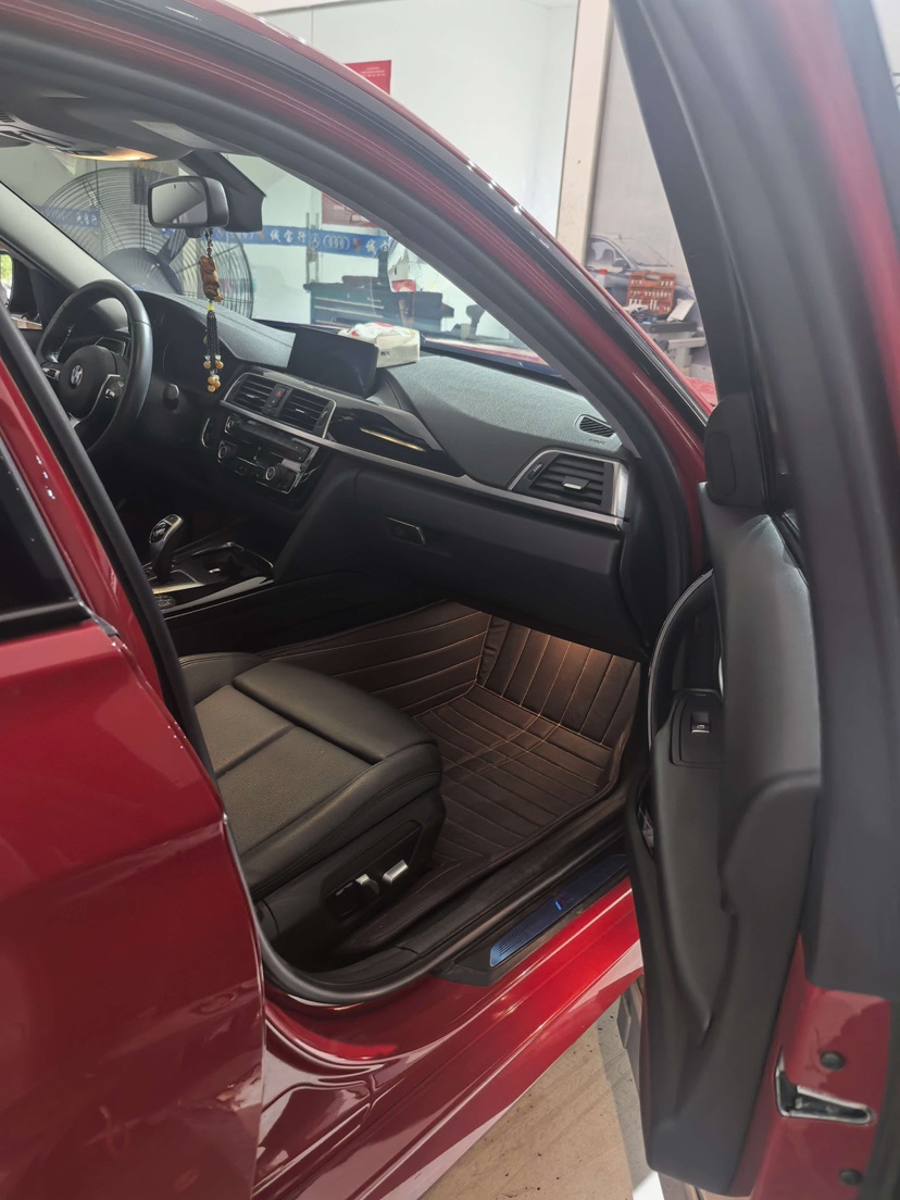 BMW 3 Series 2019 car image #4