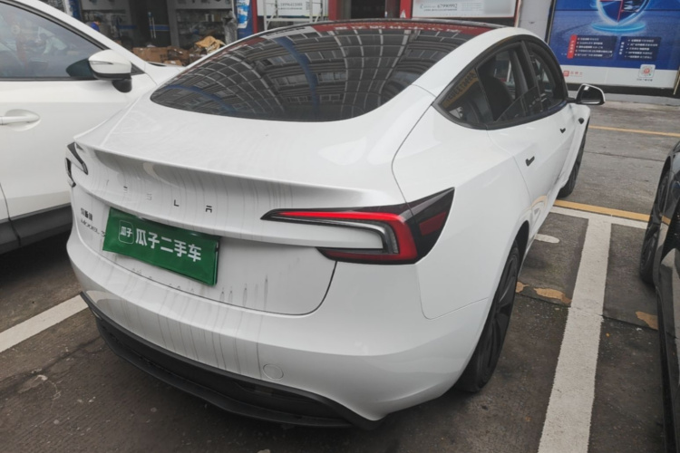 Tesla Model 3 2024 #7 Tesla Model 3 2024 car image #7