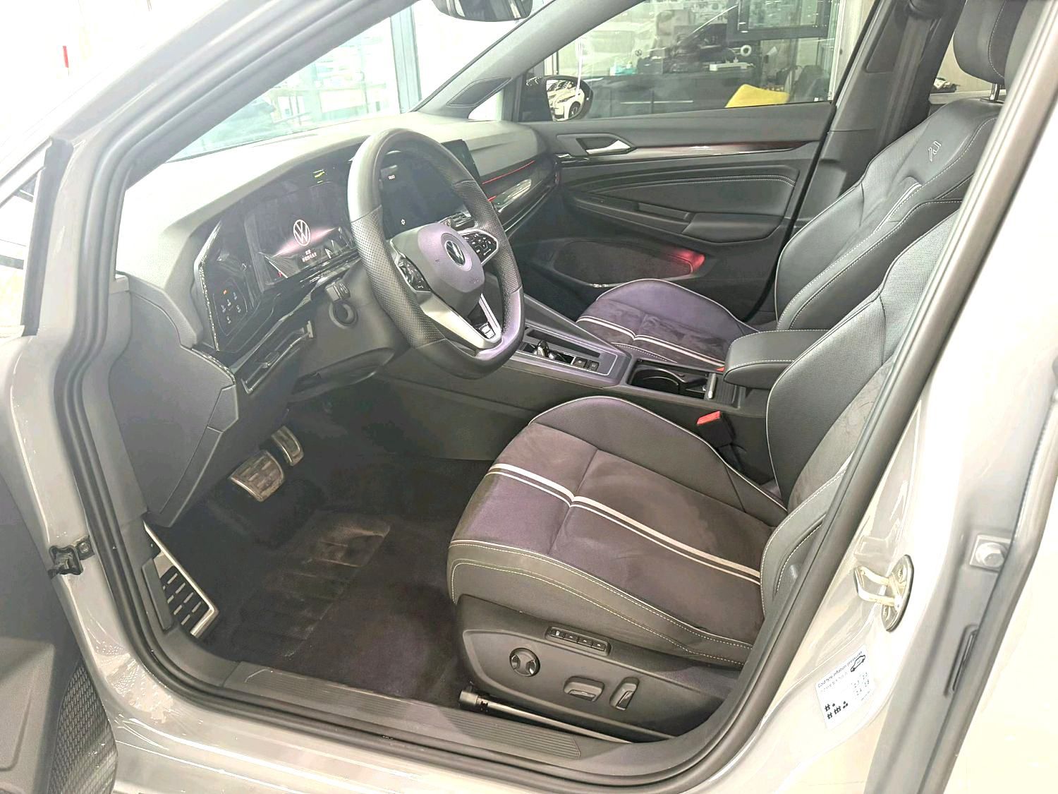 2023 image de voiture #3