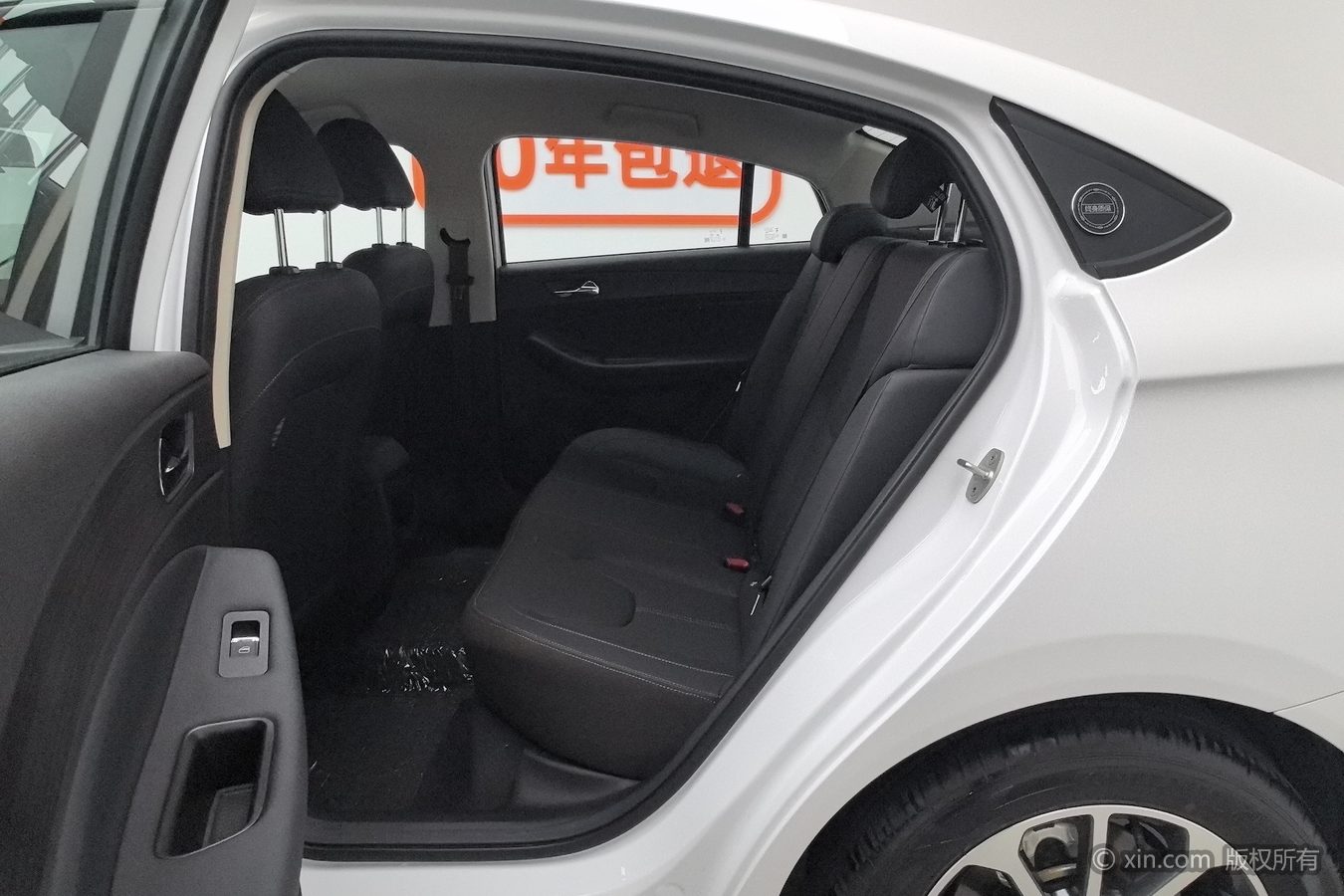 Chery Arrizo 5 2026 car image #16