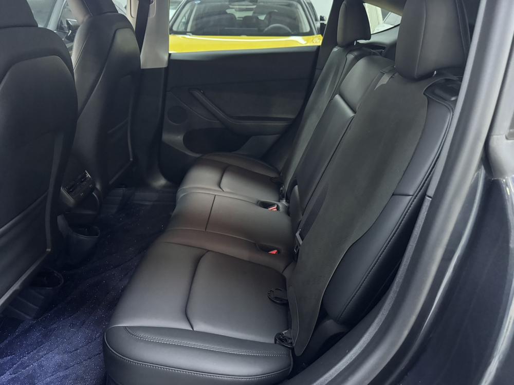 Tesla Model Y 2024 #14 Tesla Model Y 2024 car image #14