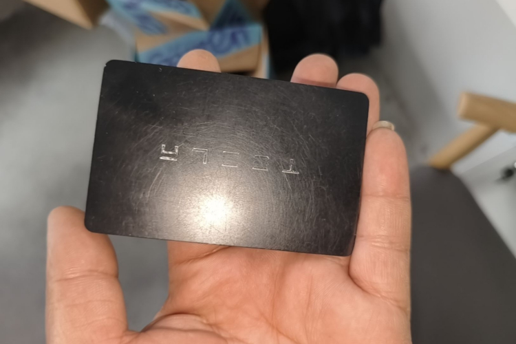 Tesla Model Y 2022 car image #9