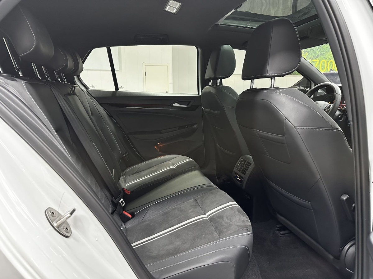 Volkswagen Golf 2022 #6 Volkswagen Golf 2022 car image #6