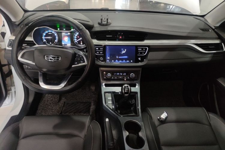 GEELY Emgrand 2020 car image #10