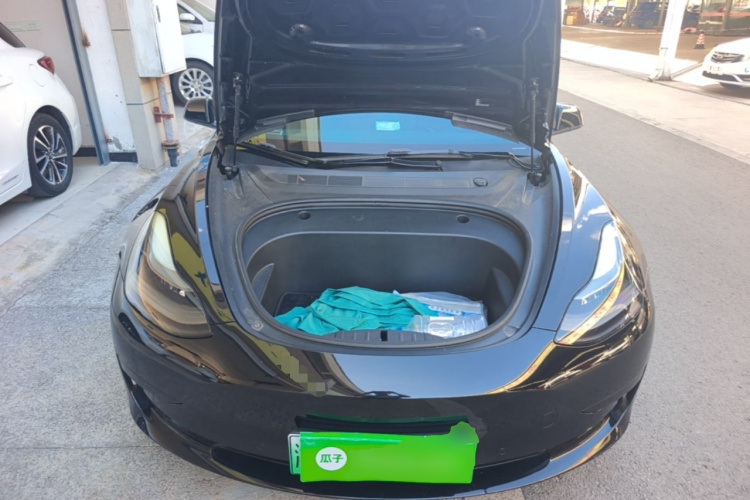 Tesla Model 3 2022 car image #20