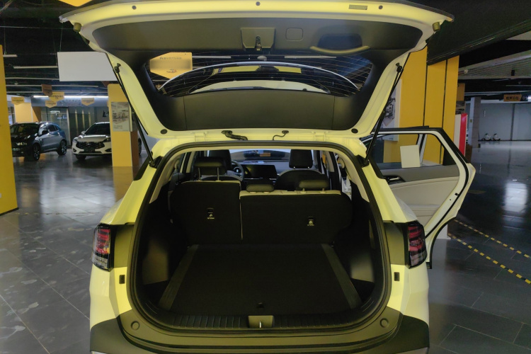 起亚 狮铂拓界 2025 汽车图片 #21