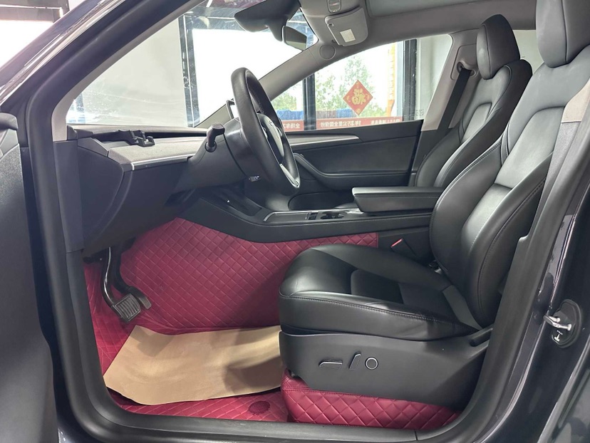Tesla Model Y 2024 #7 Tesla Model Y 2024 car image #7