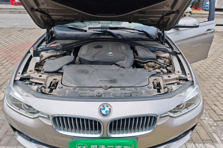 BMW 3 Series 2017 #22 BMW 3 Series 2017 car image #22