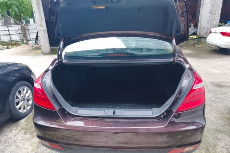 GEELY Emgrand 2018 #19 GEELY Emgrand 2018 car image #19