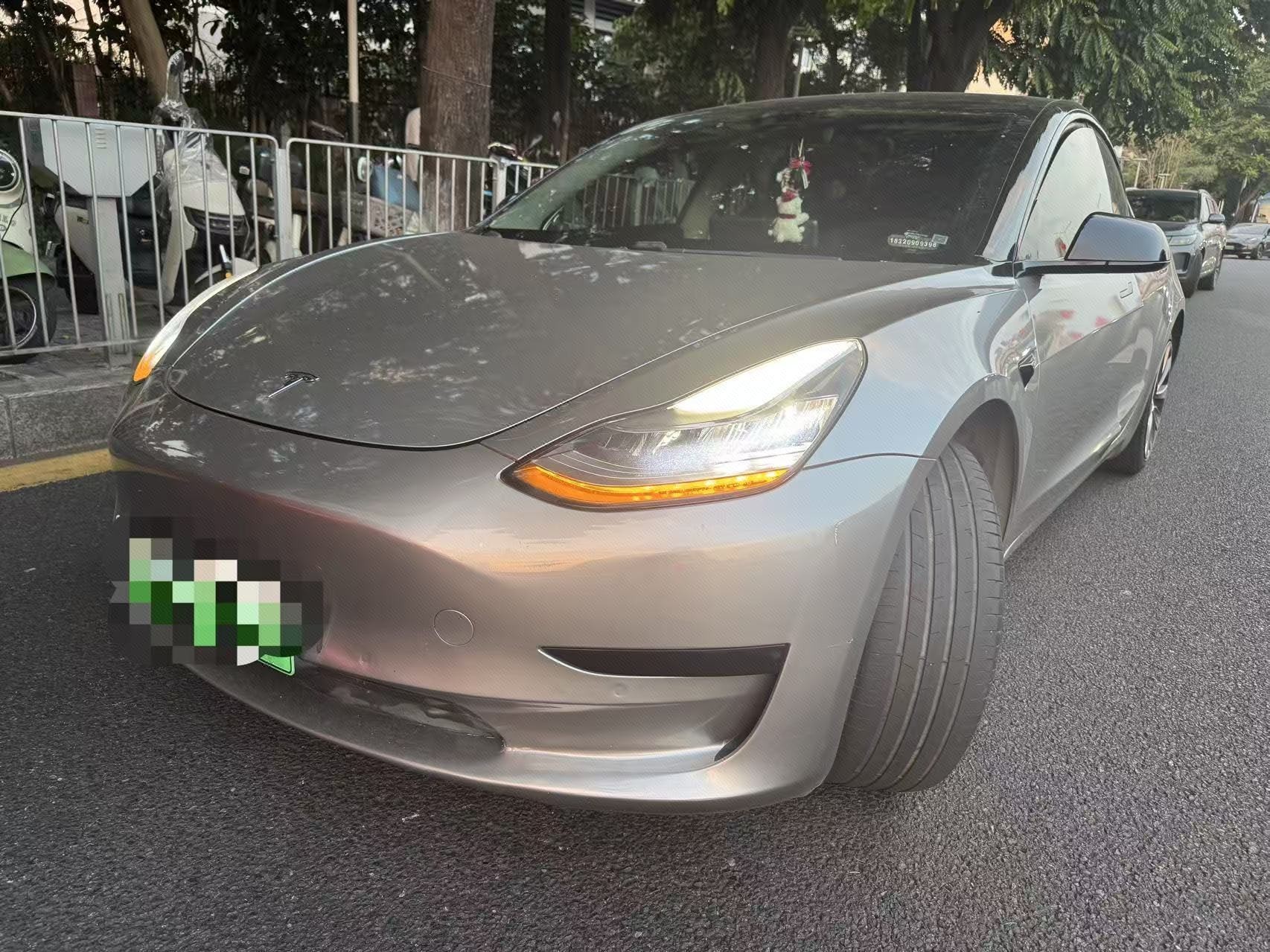 Tesla Model 3 2020 Tesla Model 3 2020 immagine di auto