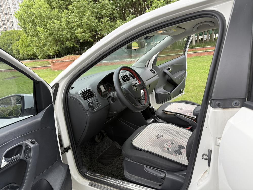 Volkswagen Polo 2016 #17 Volkswagen Polo 2016 car image #17