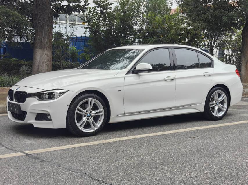 BMW 3 Series 2019 #2 BMW 3 Series 2019 car image #2
